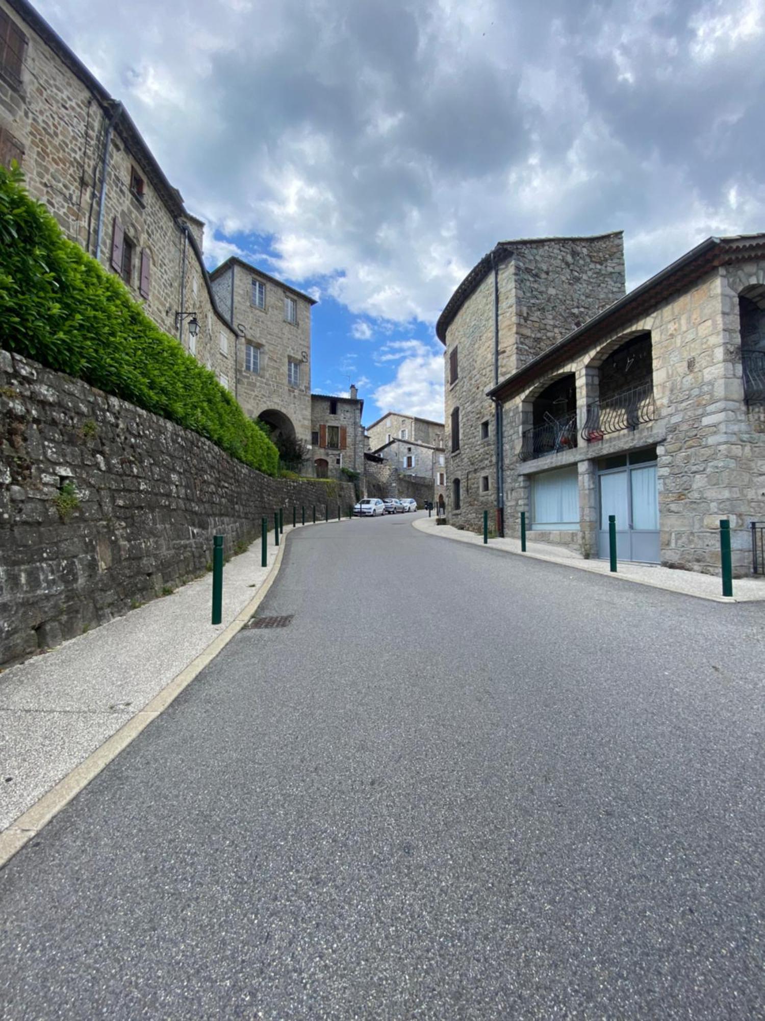 Appartement Atypique Largentière Exterior foto